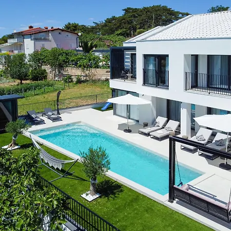 Villa Loparia By Interhome Lopar