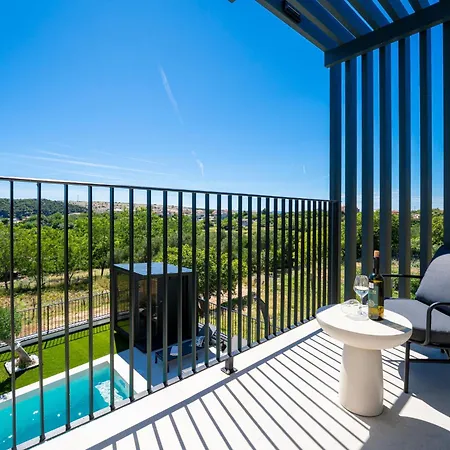 Loparia By Interhome Lopar
