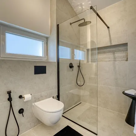 Loparia By Interhome *