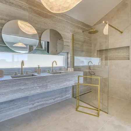 Loparia By Interhome